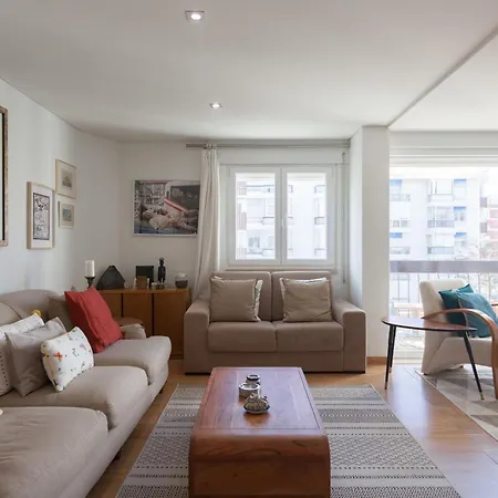 Apartamento Flh With Balcony Estoril