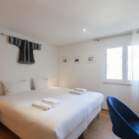 Flh With Balcony Apartamento *